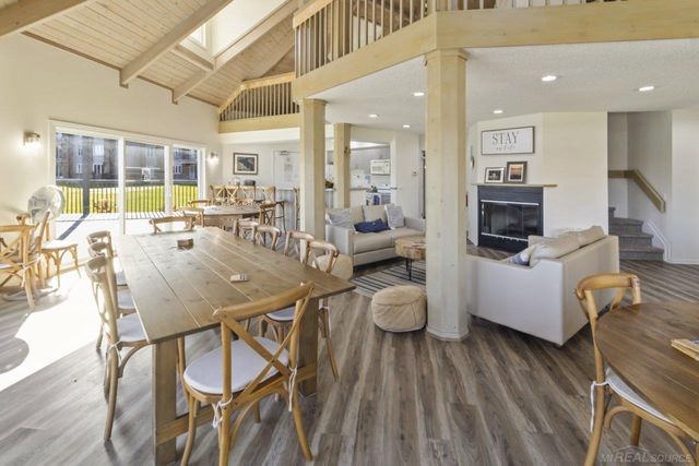 3432 Loon Lake Court, Waterford, MI 48329