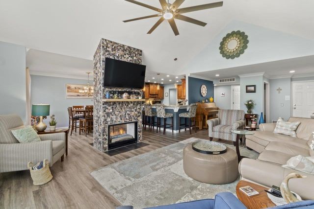 3432 Loon Lake Court, Waterford, MI 48329