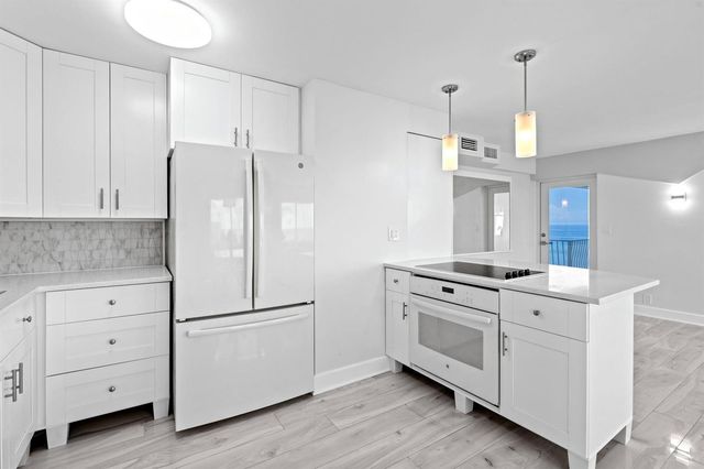 300 Oregon Street 501, Hollywood, FL 33019