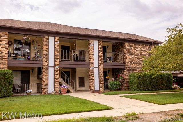 29948 Utica Road, Roseville, MI 48066