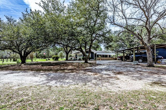 25790 Lakeside Drive, Hockley, TX 77447