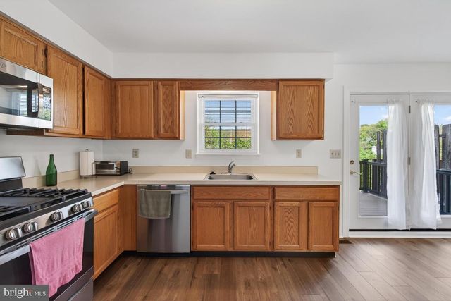 122 LONGFORD RD, West Chester, PA 19380