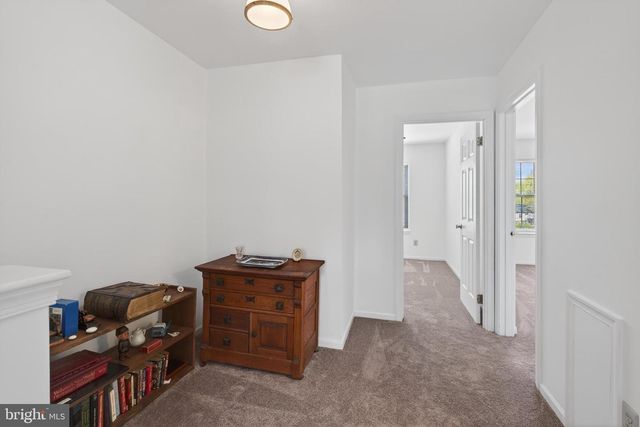 122 LONGFORD RD, West Chester, PA 19380