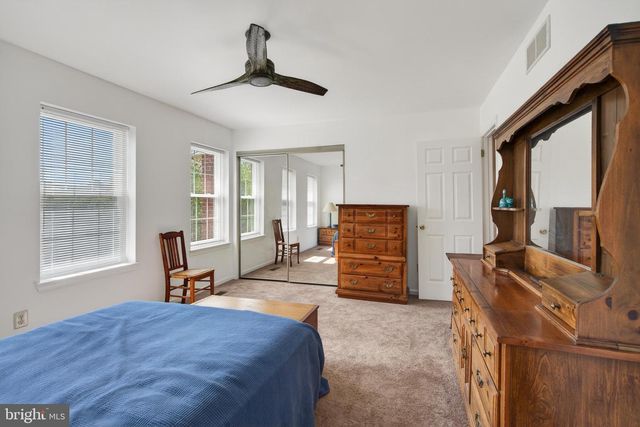 122 LONGFORD RD, West Chester, PA 19380