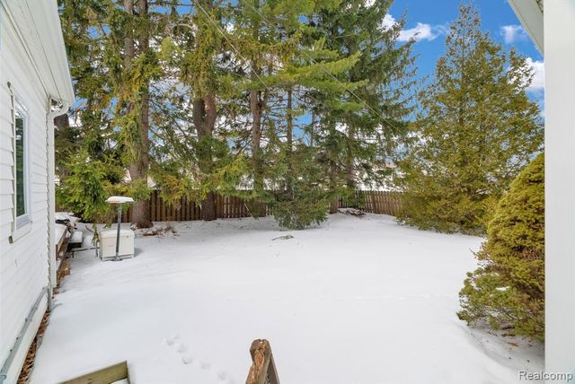 7271 Simons Street, Lexington, MI 48450