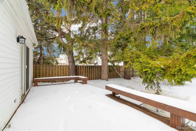 7271 Simons Street, Lexington, MI 48450