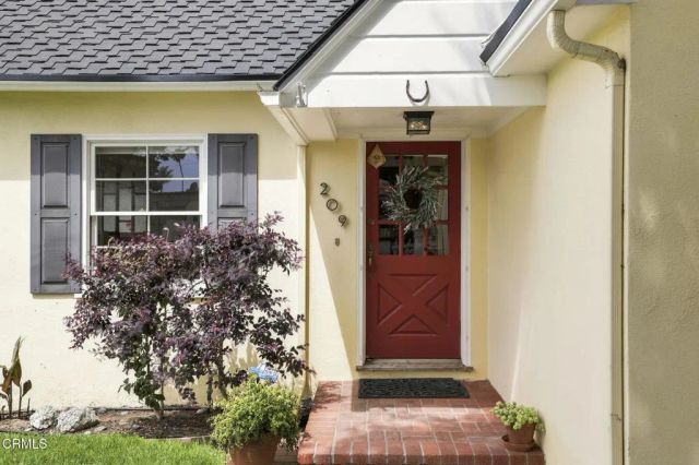 209 Carol Drive, Ventura, CA 93003