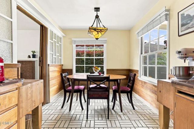 209 Carol Drive, Ventura, CA 93003