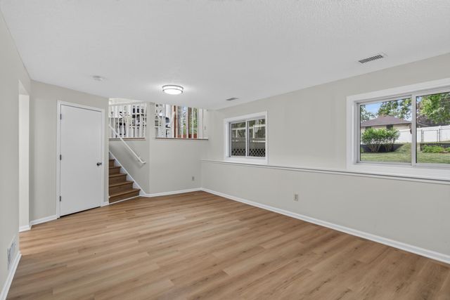 3924 51st Avenue N, Brooklyn Center, MN 55429