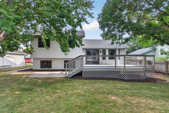 3924 51st Avenue N, Brooklyn Center, MN 55429