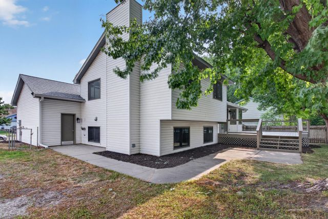3924 51st Avenue N, Brooklyn Center, MN 55429