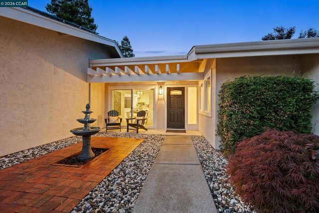 1113 Delta Way, Danville, CA 94526
