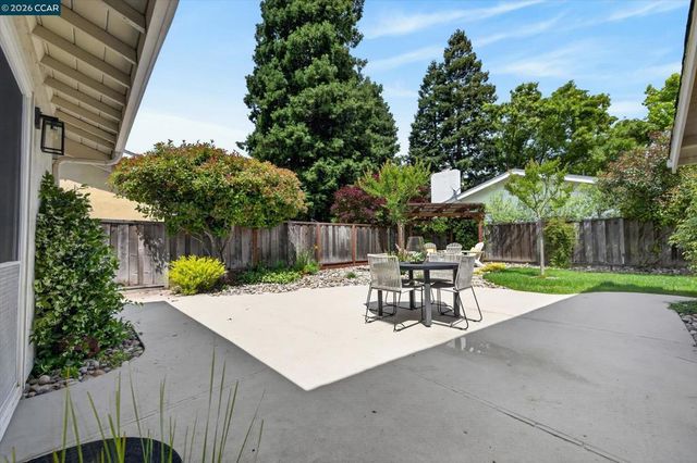 1113 Delta Way, Danville, CA 94526