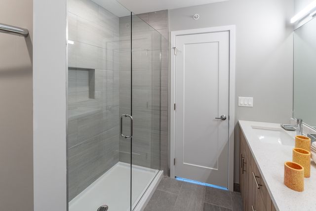 2631 S Throop Street A, Chicago, IL 60608