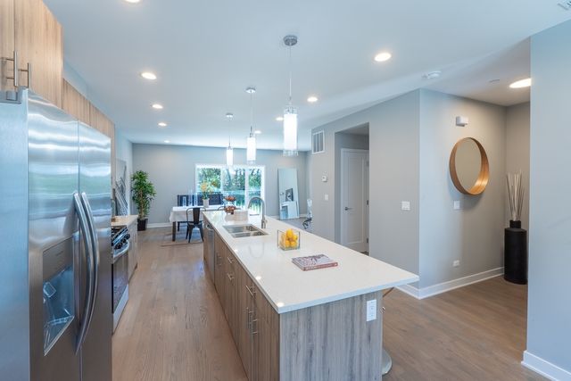 2631 S Throop Street A, Chicago, IL 60608