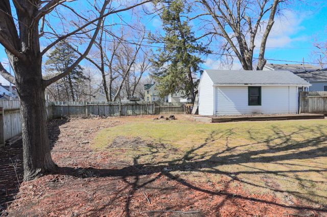 522 E Walnut Street, River Falls, WI 54022