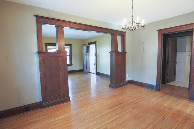 522 E Walnut Street, River Falls, WI 54022