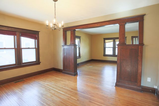 522 E Walnut Street, River Falls, WI 54022