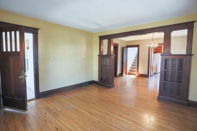 522 E Walnut Street, River Falls, WI 54022