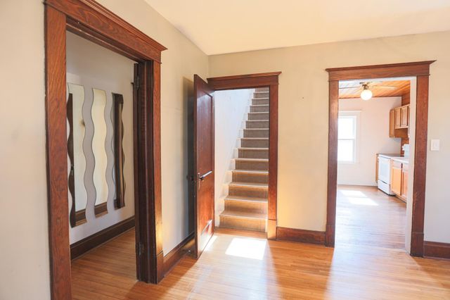 522 E Walnut Street, River Falls, WI 54022