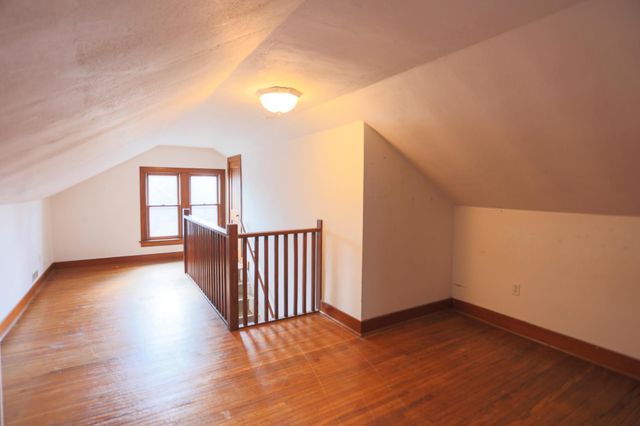 522 E Walnut Street, River Falls, WI 54022