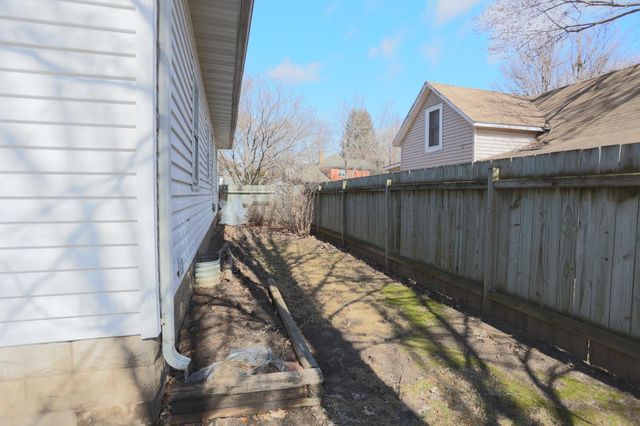 522 E Walnut Street, River Falls, WI 54022