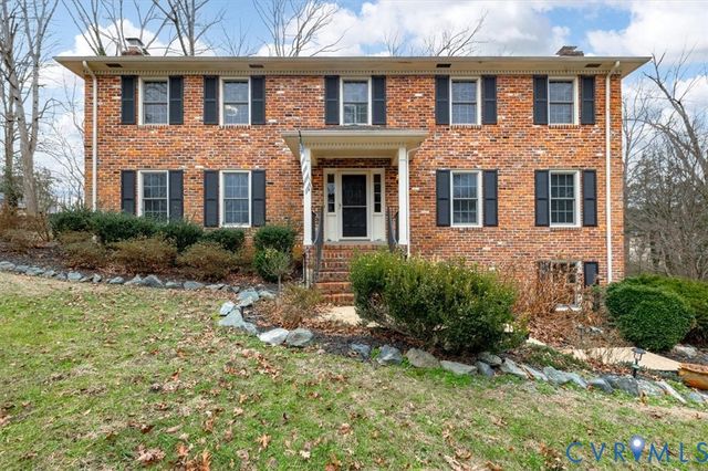 3923 Cresthill Rd, Chester, VA 23831