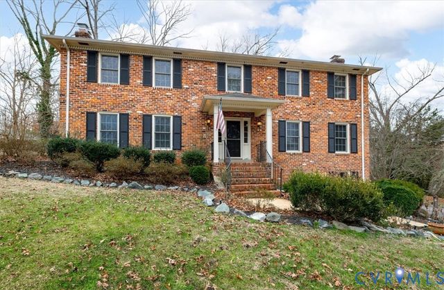 3923 Cresthill Rd, Chester, VA 23831