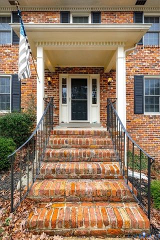 3923 Cresthill Rd, Chester, VA 23831