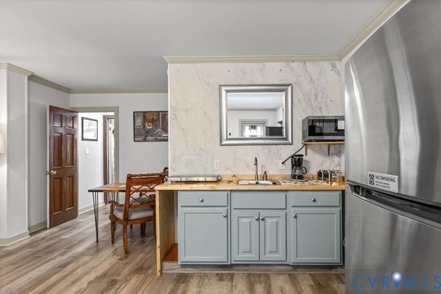 3923 Cresthill Rd, Chester, VA 23831