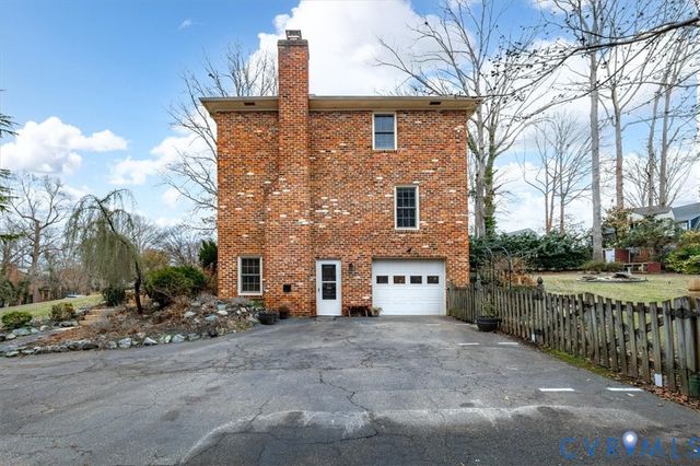 3923 Cresthill Rd, Chester, VA 23831