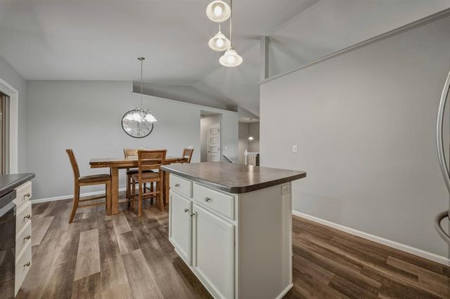 232 Lamans Lane, Eau Claire, WI 54703