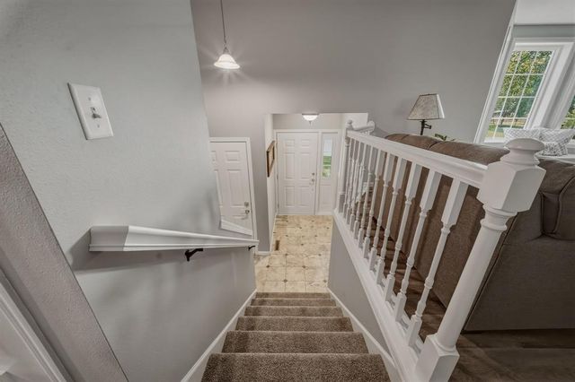 232 Lamans Lane, Eau Claire, WI 54703