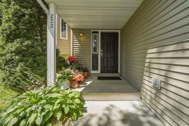 232 Lamans Lane, Eau Claire, WI 54703