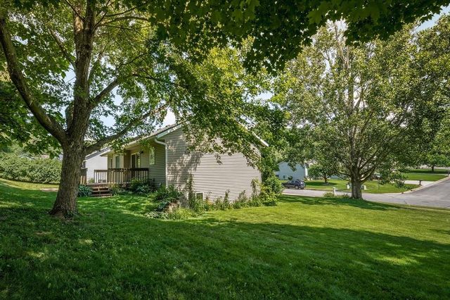 232 Lamans Lane, Eau Claire, WI 54703