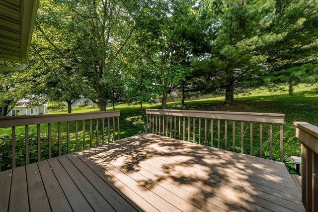 232 Lamans Lane, Eau Claire, WI 54703