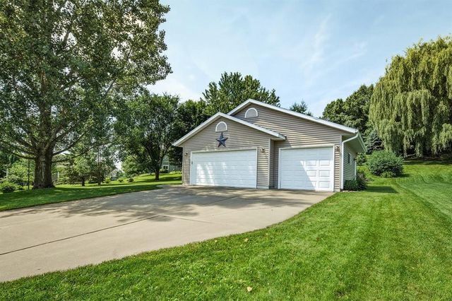 232 Lamans Lane, Eau Claire, WI 54703