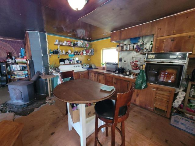 30451 Redwood Highway, Cave Junction, OR 97523