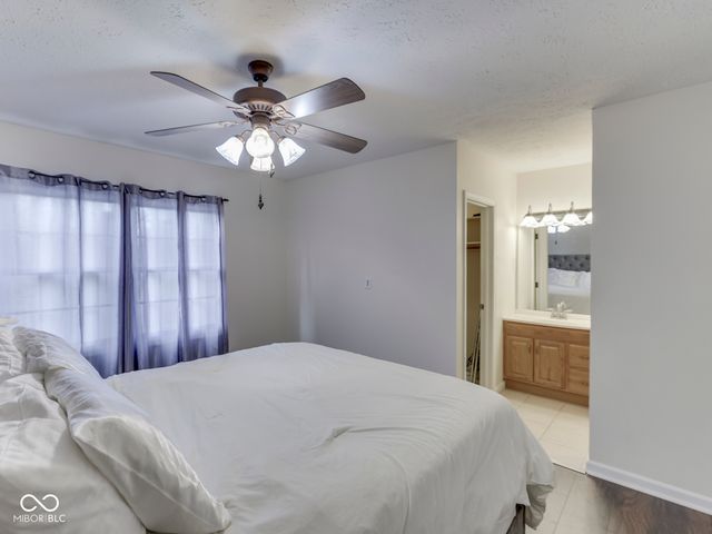 5266 Whisperwood Lane 259, Indianapolis, IN 46226