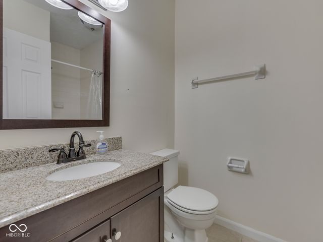 5266 Whisperwood Lane 259, Indianapolis, IN 46226