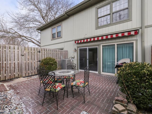 5266 Whisperwood Lane 259, Indianapolis, IN 46226