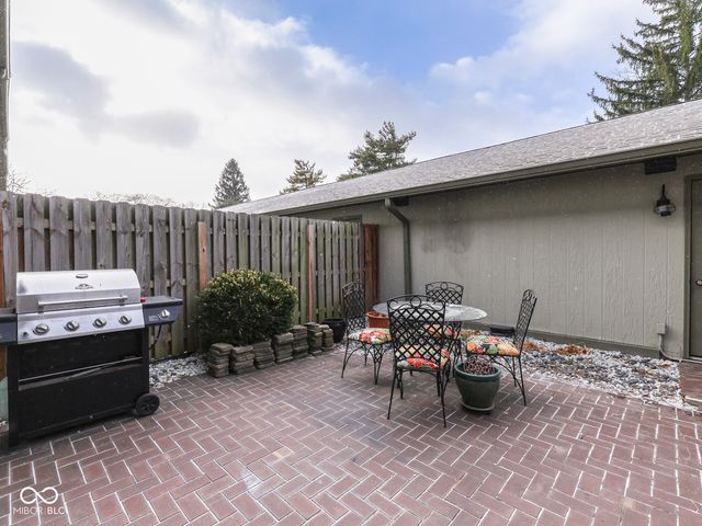 5266 Whisperwood Lane 259, Indianapolis, IN 46226