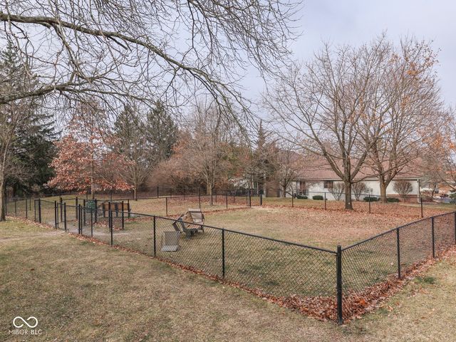 5266 Whisperwood Lane 259, Indianapolis, IN 46226