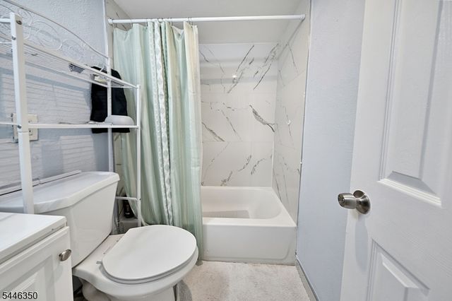 421 Magie Ave, Elizabeth City, NJ 07208