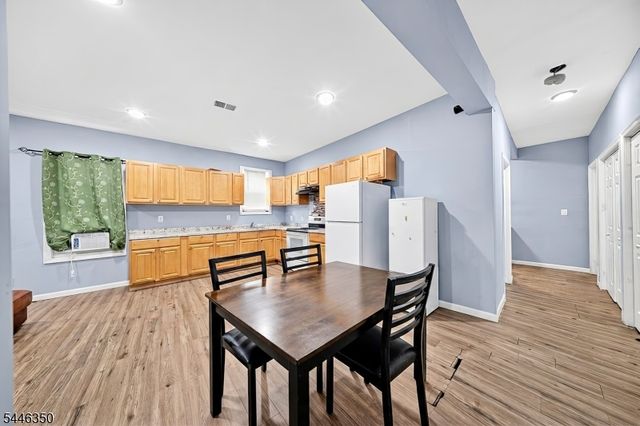 421 Magie Ave, Elizabeth City, NJ 07208