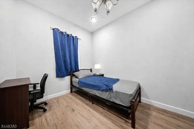 421 Magie Ave, Elizabeth City, NJ 07208