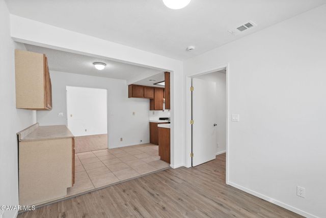 1820 E Avenue R10, Palmdale, CA 93550