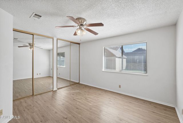 1820 E Avenue R10, Palmdale, CA 93550