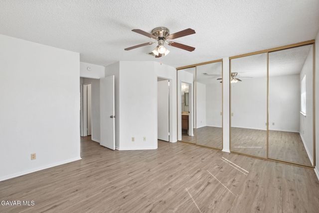 1820 E Avenue R10, Palmdale, CA 93550