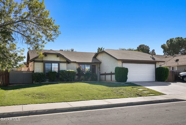 1820 E Avenue R10, Palmdale, CA 93550